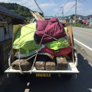熊野町でリフォーム時にカビが生えたお布団や毛布の処分ご依頼