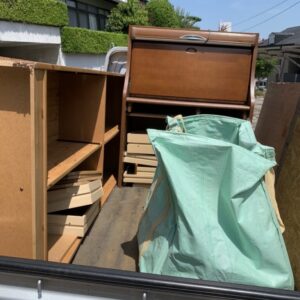広島市中区で壊れた学習机の不用品回収