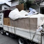 東広島市で空き家を解体する前に布団など処分