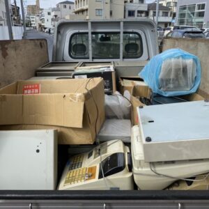広島市中区で事務用品や店舗で使用していたレジを回収