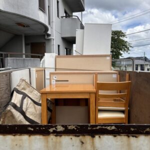 広島県三原市でダイニングテーブルなど不用品回収