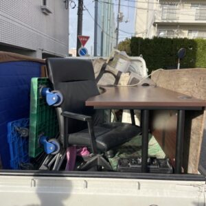 広島市安芸区で引越し時にパソコンデスクやチェア処分