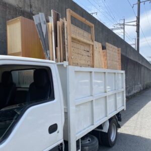 広島市西区で戸建て解体時に木製家具処分