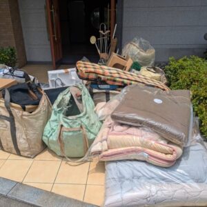 広島市佐伯区で2トントラック分の不用品の片付け